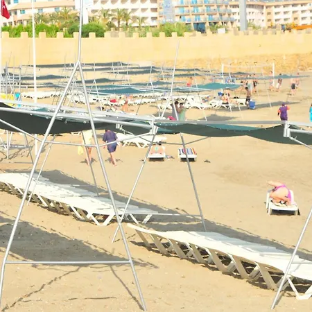 Asrin Hotell 4*