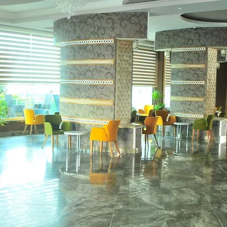 Asrin Hotell 4*